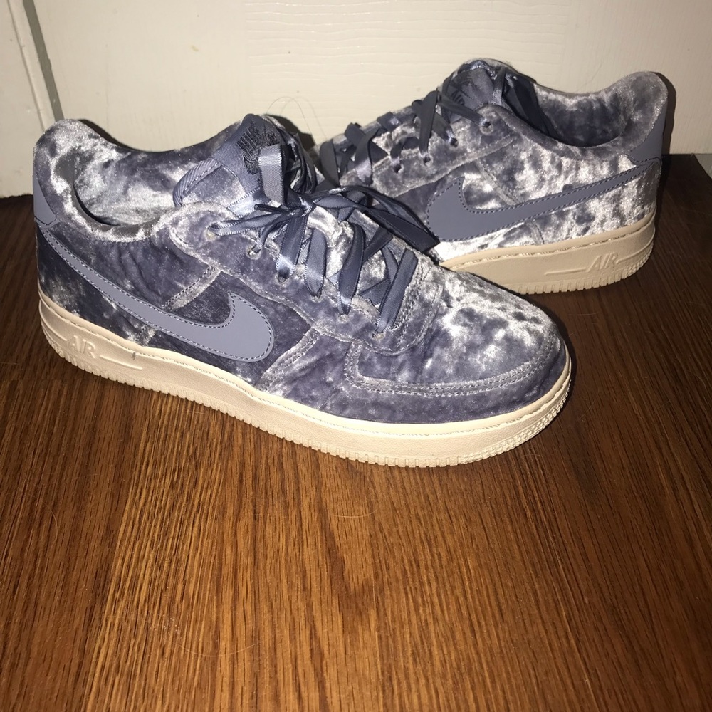 Velvet Platform Nike Air